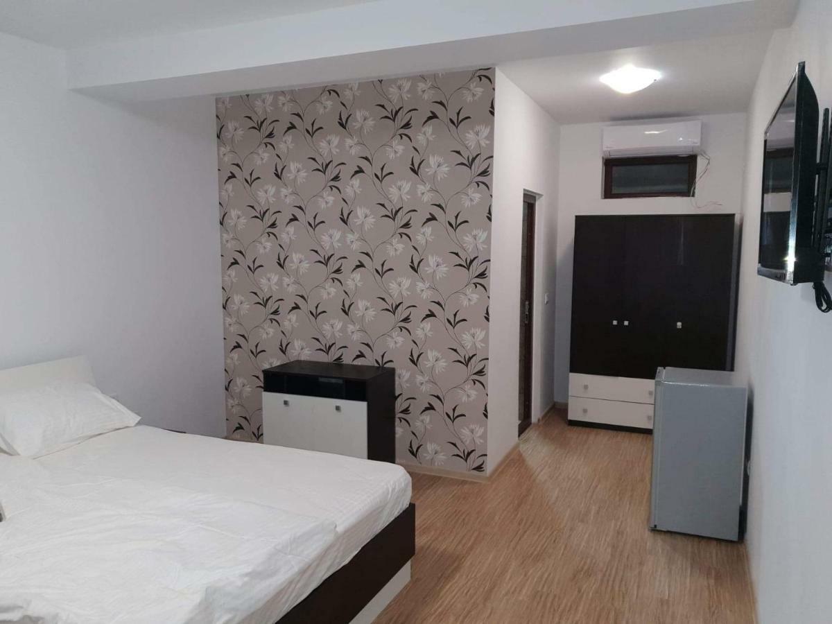 Ingrid Hotel Mangalia Bagian luar foto